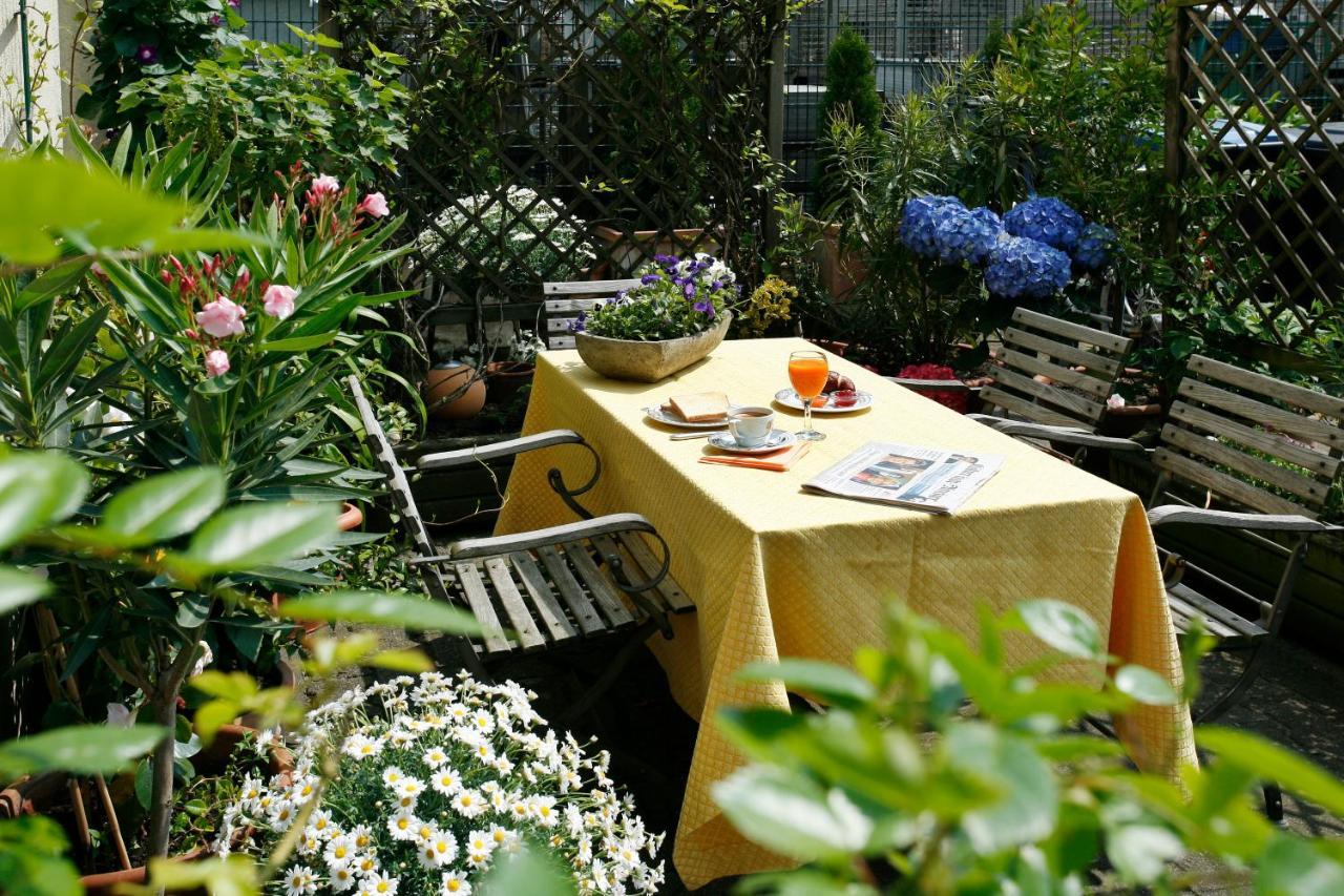Hotel Regina -Garni Koeln Екстериор снимка